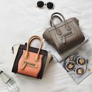 Bolsos Leather Handbag